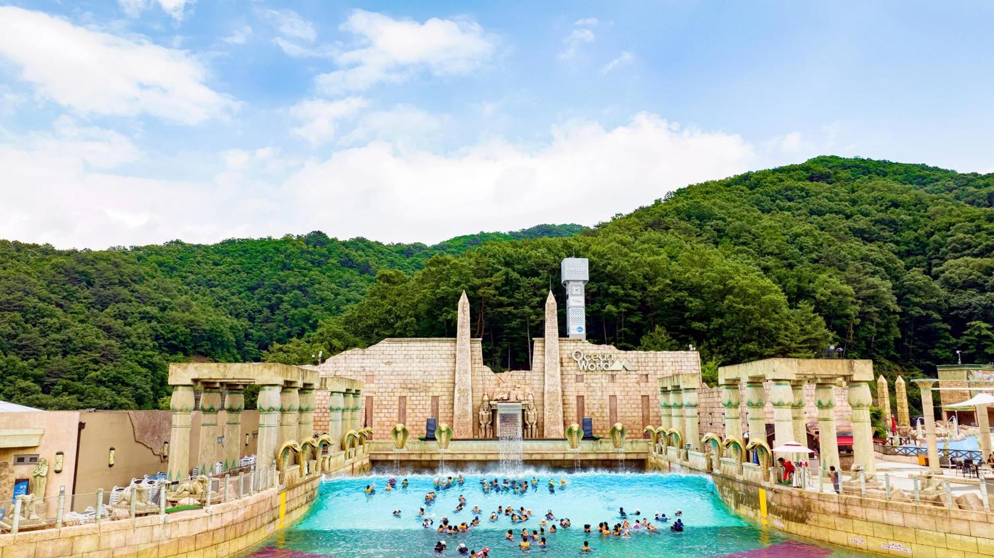 Sono Calm Vivaldipark Hotel Hongcheon Bagian luar foto