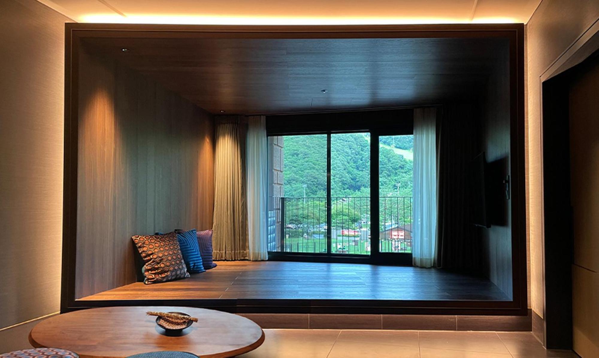 Sono Calm Vivaldipark Hotel Hongcheon Bagian luar foto
