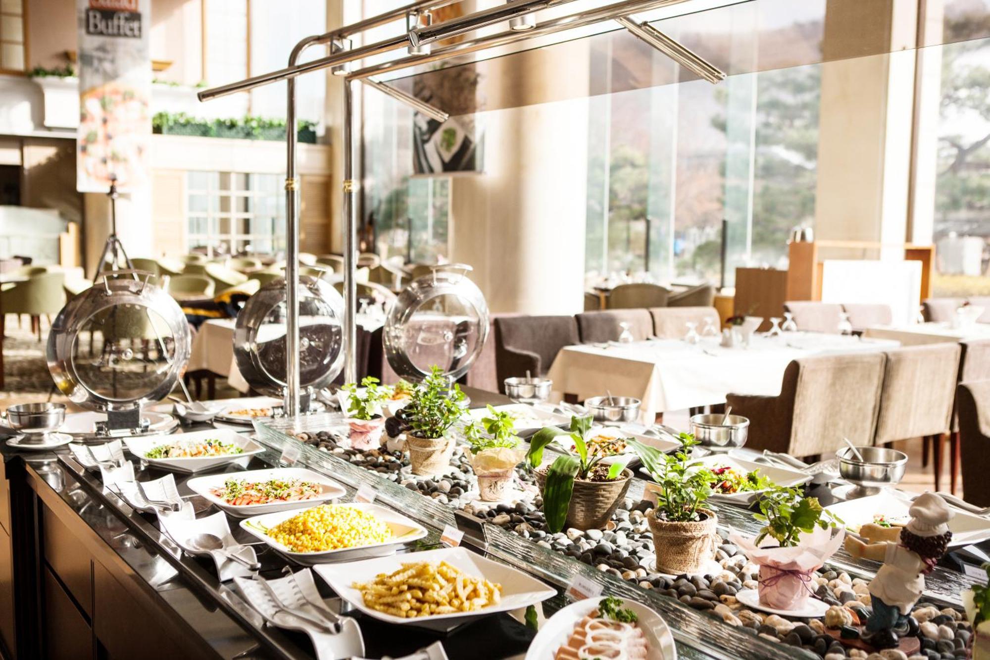Sono Calm Vivaldipark Hotel Hongcheon Bagian luar foto